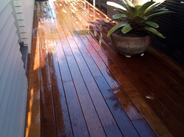 Kwila 140 mm decking build, Greenlane